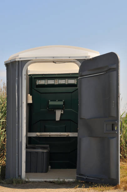 Portable Toilet Options We Offer in Hearne, TX